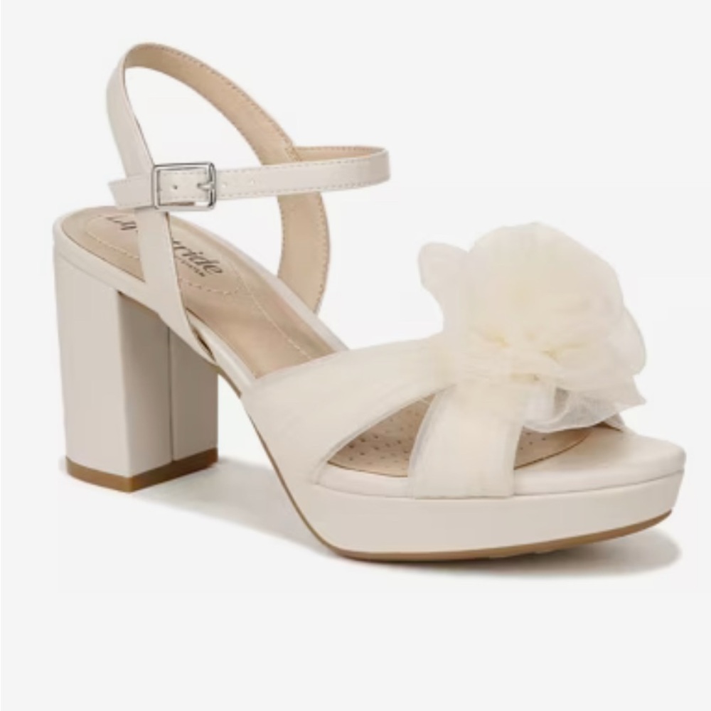 Life Stride Cream Floral Block Heel Sandals